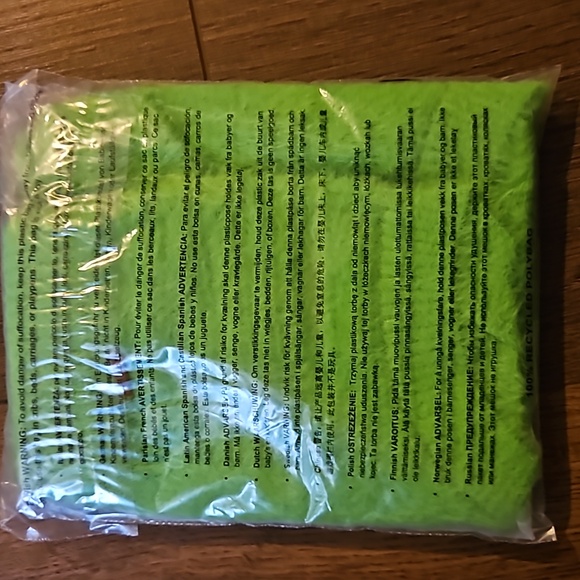 FLUFF IT UP BOOTY SHORT- KELLY GREEN SIZE MEDIUM - Picture 9 of 10